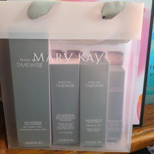 Mary Kay - Time Wise 3D Set - BRAND NEW